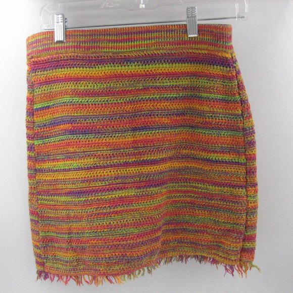 Knitted Mini Skirt Scoop Medium Size 8 - 10 Stripes Colorful Fringe - Picture 2 of 11